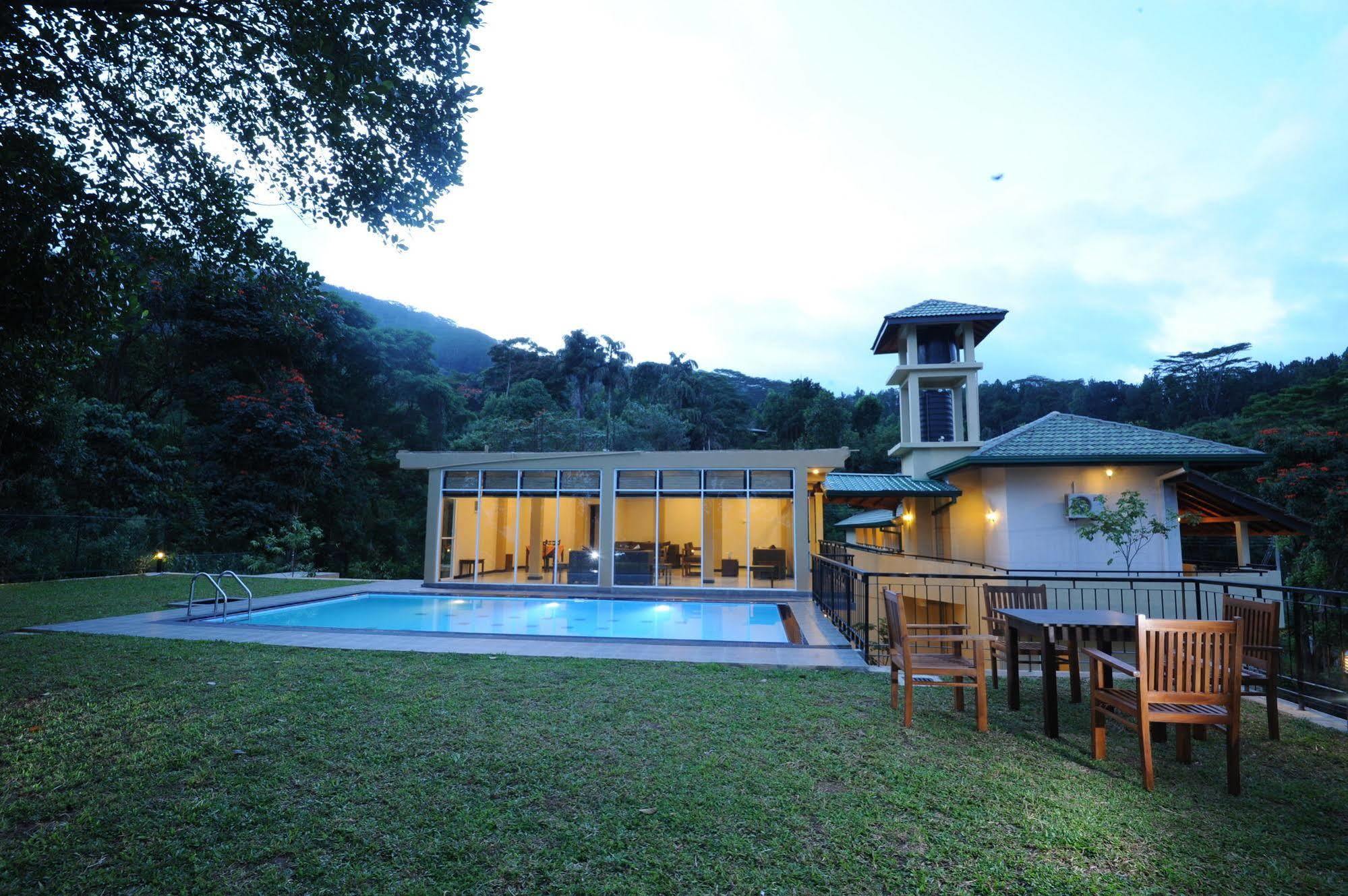 Melheim Kandy Villas Exterior photo